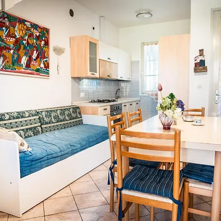 Charming With Garden And Pool